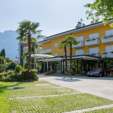 Appartamento Campagnola Piano Terra Con Giardino Privato Dış mekan fotoğraf
