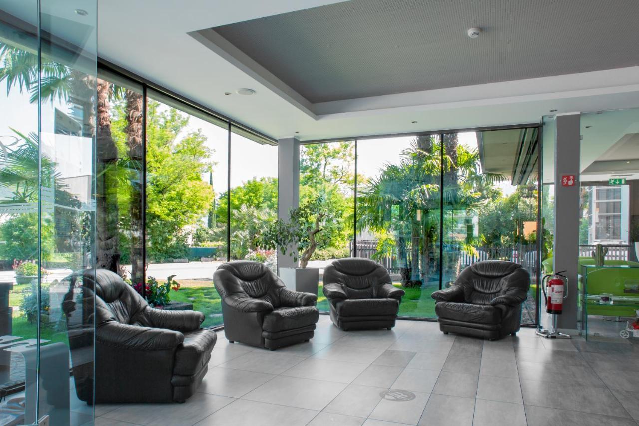 Appartamento Campagnola Piano Terra Con Giardino Privato Dış mekan fotoğraf