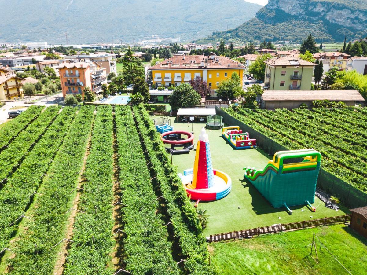 Appartamento Campagnola Piano Terra Con Giardino Privato Dış mekan fotoğraf