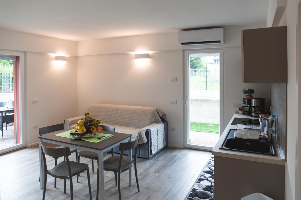 Appartamento Campagnola Piano Terra Con Giardino Privato Dış mekan fotoğraf